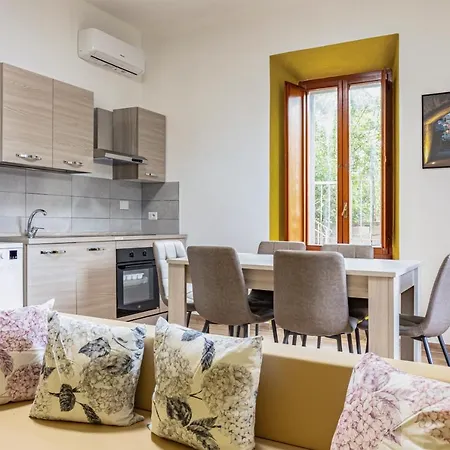 Casa Di Angelo Vibrant Apartment Perugia