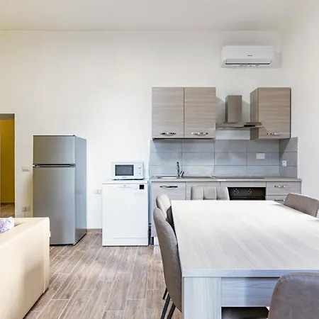 Guesthost - Casa Di Angelo Vibrant Apartmán *