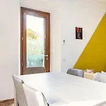 Guesthost - Casa Di Angelo Vibrant Apartament Perugia