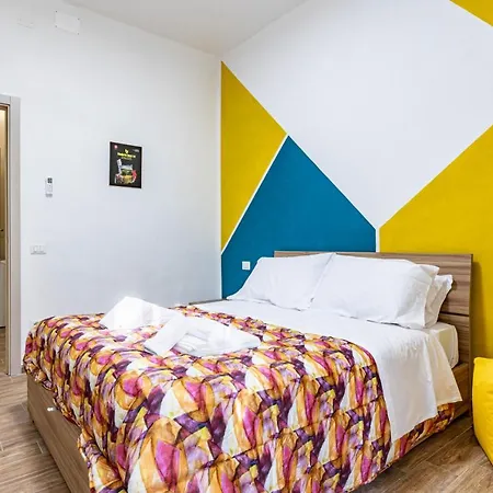 Guesthost - Casa Di Angelo Vibrant شقة بيرودجا