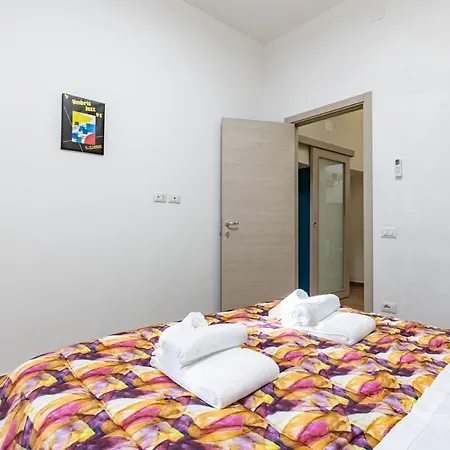 Guesthost - Casa Di Angelo Vibrant * פרוג'ה