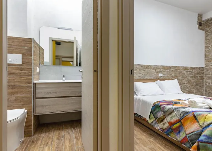 Guesthost - Casa Di Angelo Vibrant *